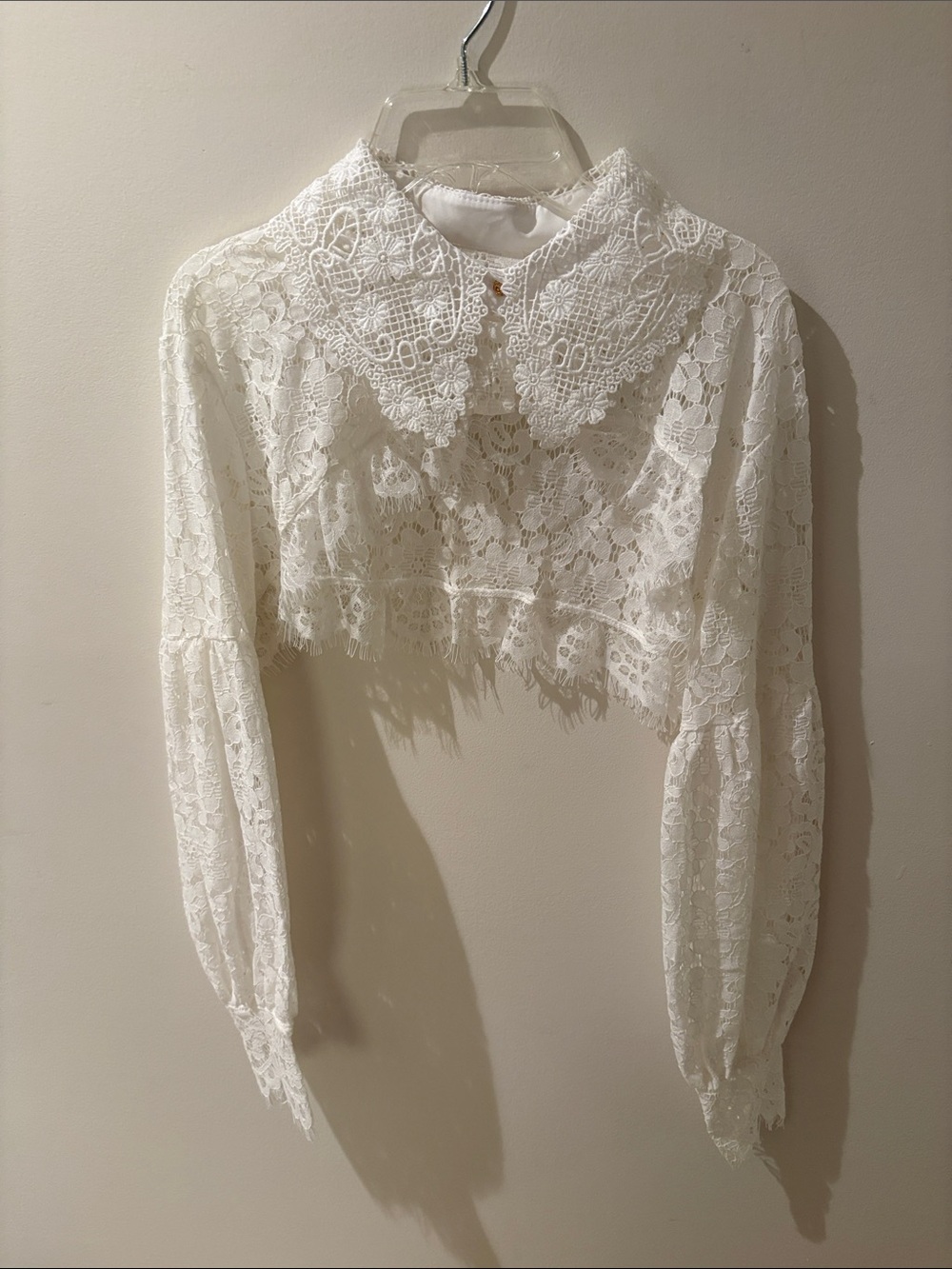 Alfred Dunner White Lace Cropped Blouse with Peter Pan Collar